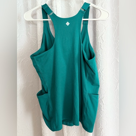 Rise by LuLaRoe(XL)- Blue Sleeveless Tank Top with POCKETS and thick straps - Picture 2 of 5